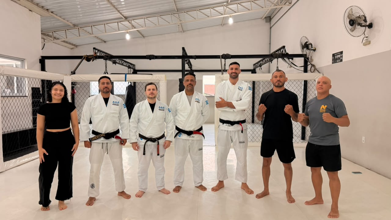 Professores do Dojo Nato reunidos no tatame