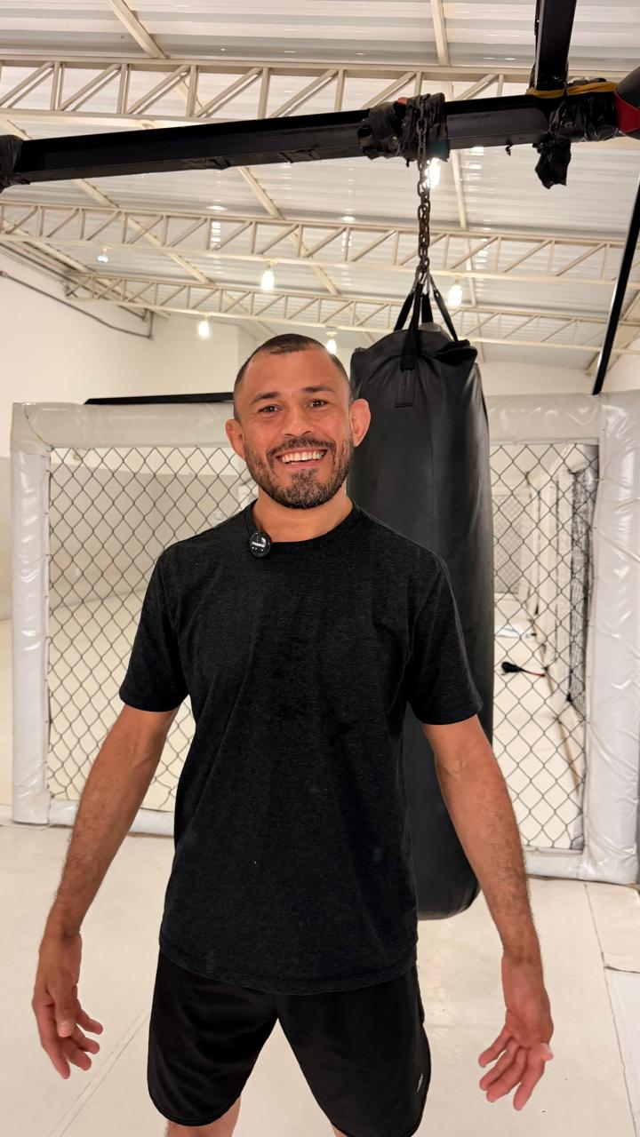 Adriano Souza